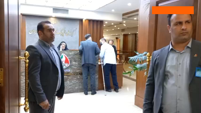 ورود خسروی وفا و مهدی علی نژاد نامزدهای اصلی انتخابات به مجمع انتخاباتی کمیته ملی المپیک / فیلم