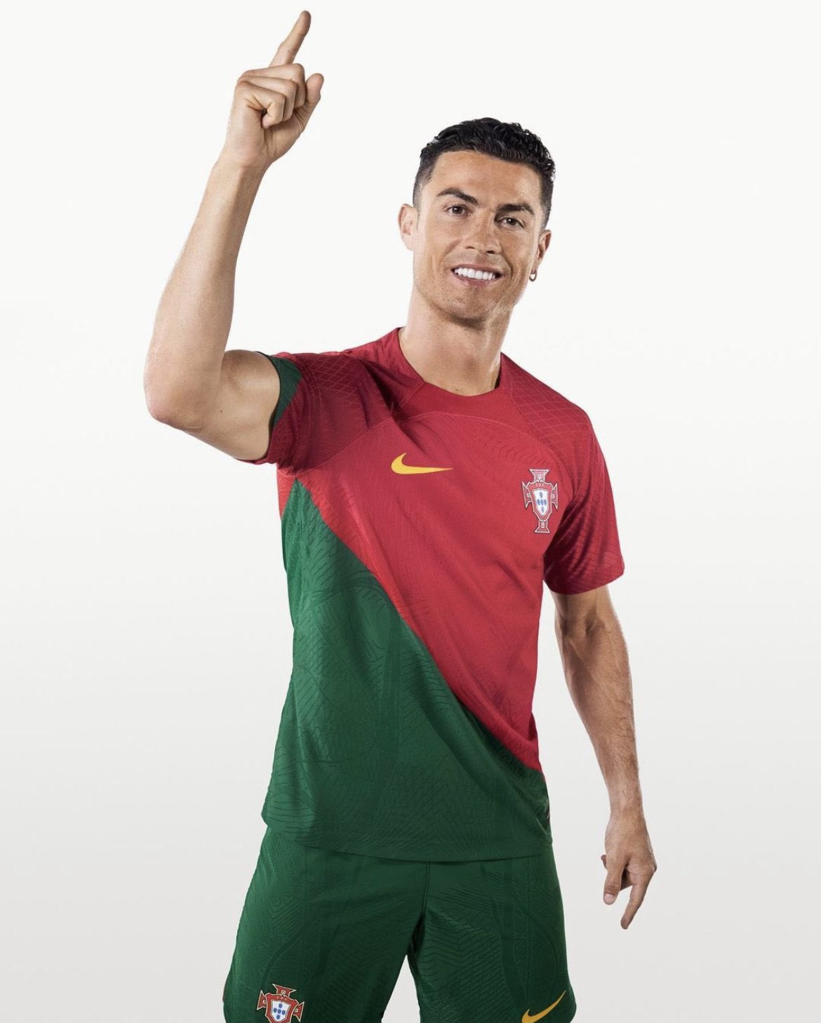 پیراهن پرتغال در جام جهانی 2022 قطر